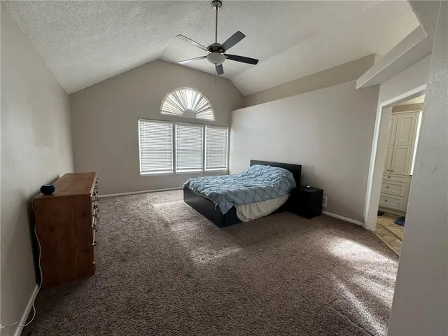 $400,000 | 1010 Wiltshire Boulevard, Raymore, MO 64083