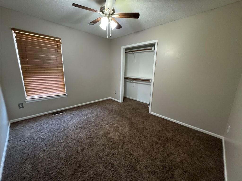 1010 Wiltshire Boulevard Raymore, MO 64083 - Photo 31 of 41