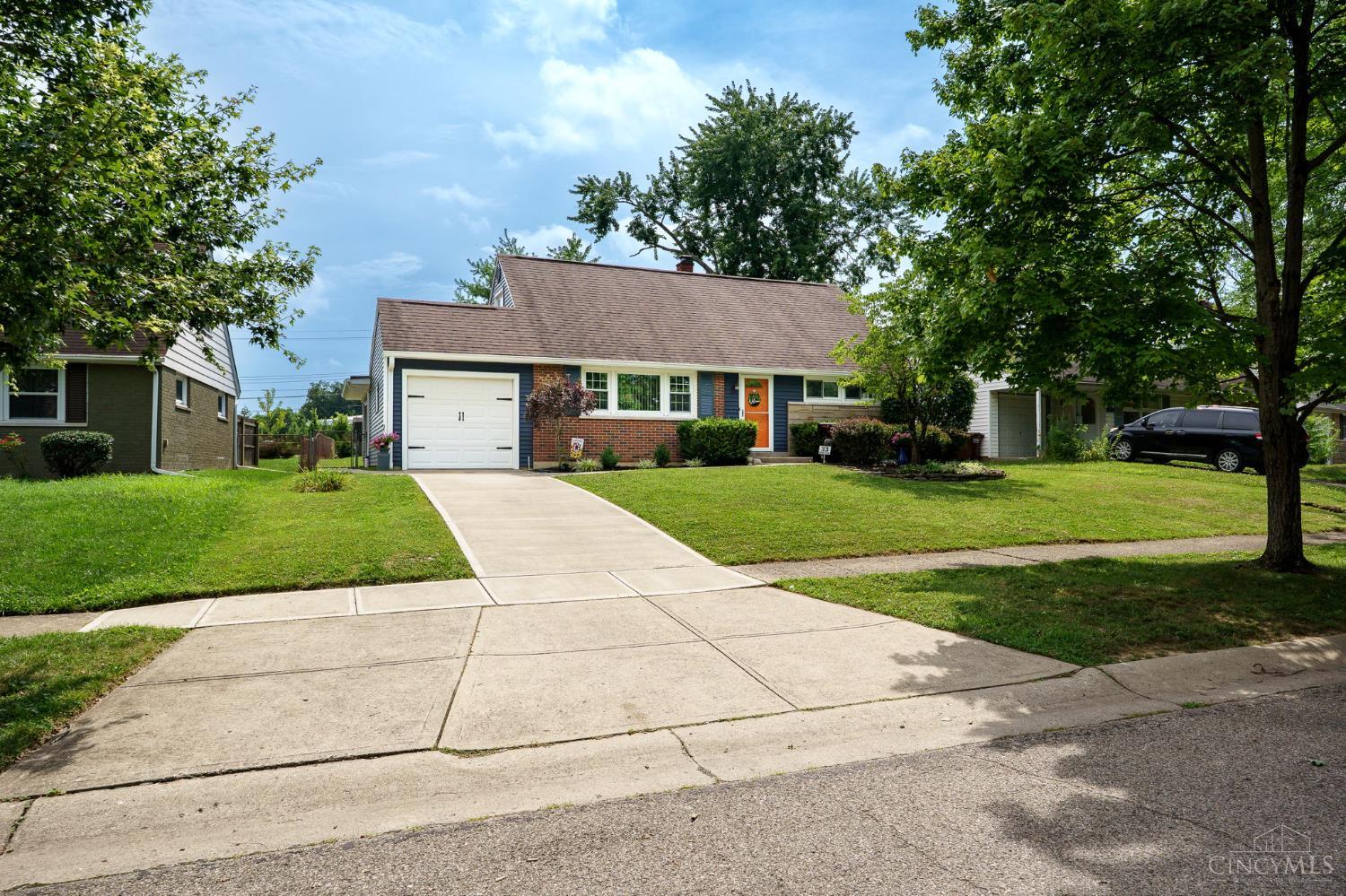 33 Hadley Road Greenhills, OH 45218 - Photo 35 of 38