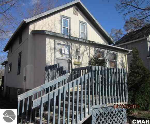105 Riverside Drive Alma, MI 48801 - Photo 1 of 12 1766911.JPG
