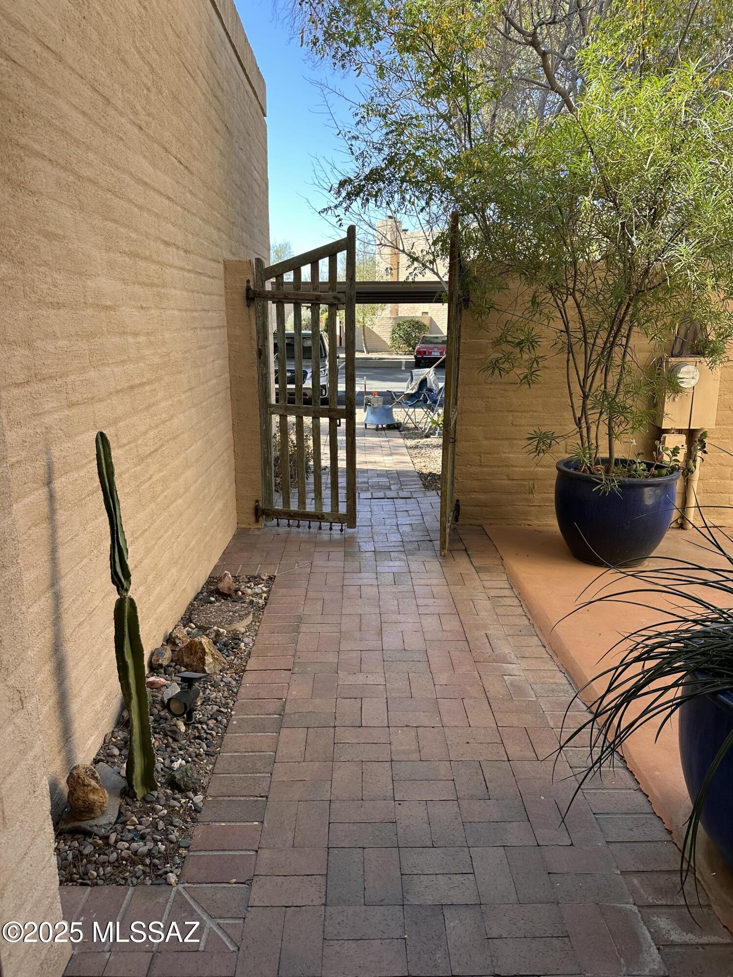 2853 East Sierra Vista Road Tucson, AZ 85716 - Photo 8 of 44