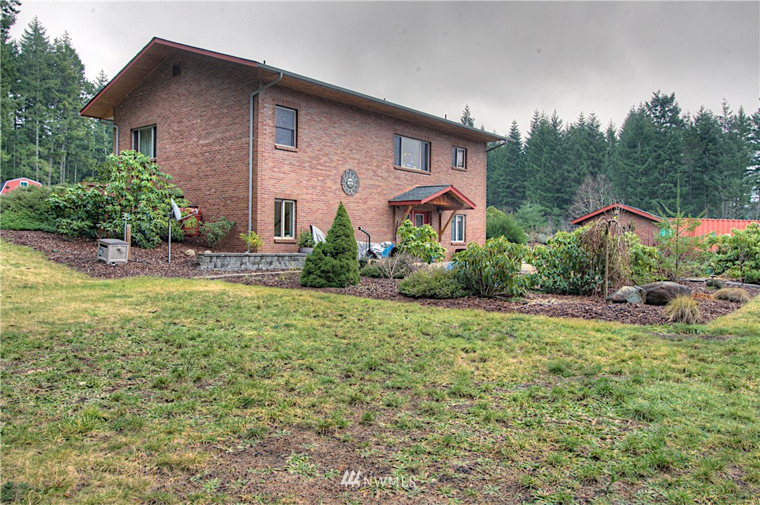 5044 Southwest Lake Helena Road Port Orchard, WA 98367 - Photo 22 of 25 Gallery Image 22