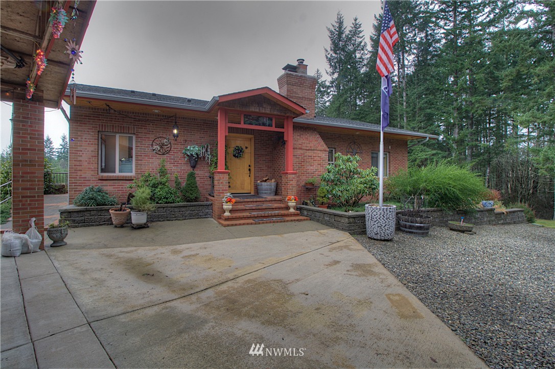 5044 Southwest Lake Helena Road Port Orchard, WA 98367 - Photo 25 of 25 Gallery Image 25