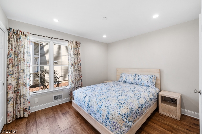 22 Smoke Rise Lane Bedminster, NJ 07921 - Photo 16 of 28