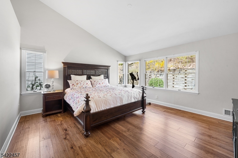 22 Smoke Rise Lane Bedminster, NJ 07921 - Photo 18 of 28