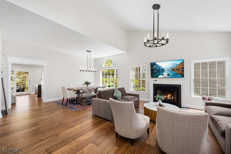 22 Smoke Rise Lane Bedminster, NJ 07921 - Photo 6 of 28