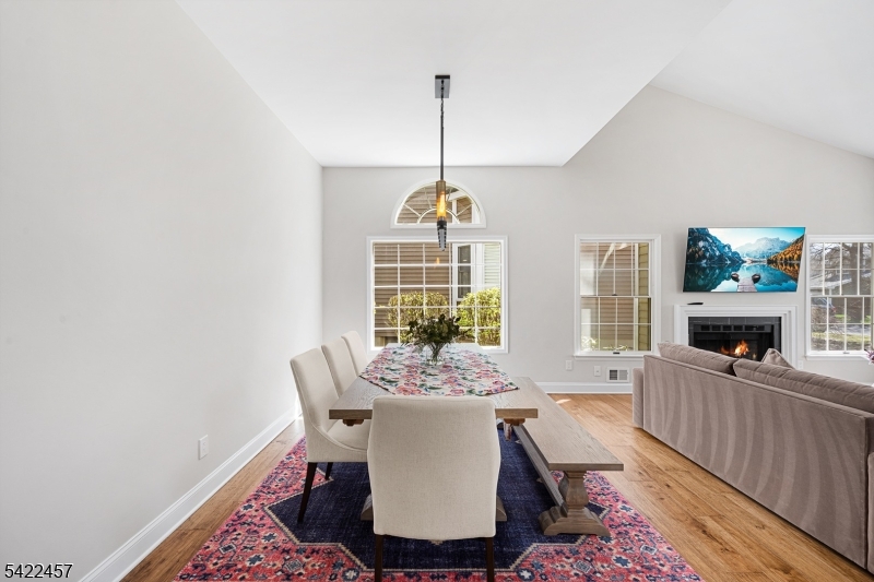 22 Smoke Rise Lane Bedminster, NJ 07921 - Photo 8 of 28