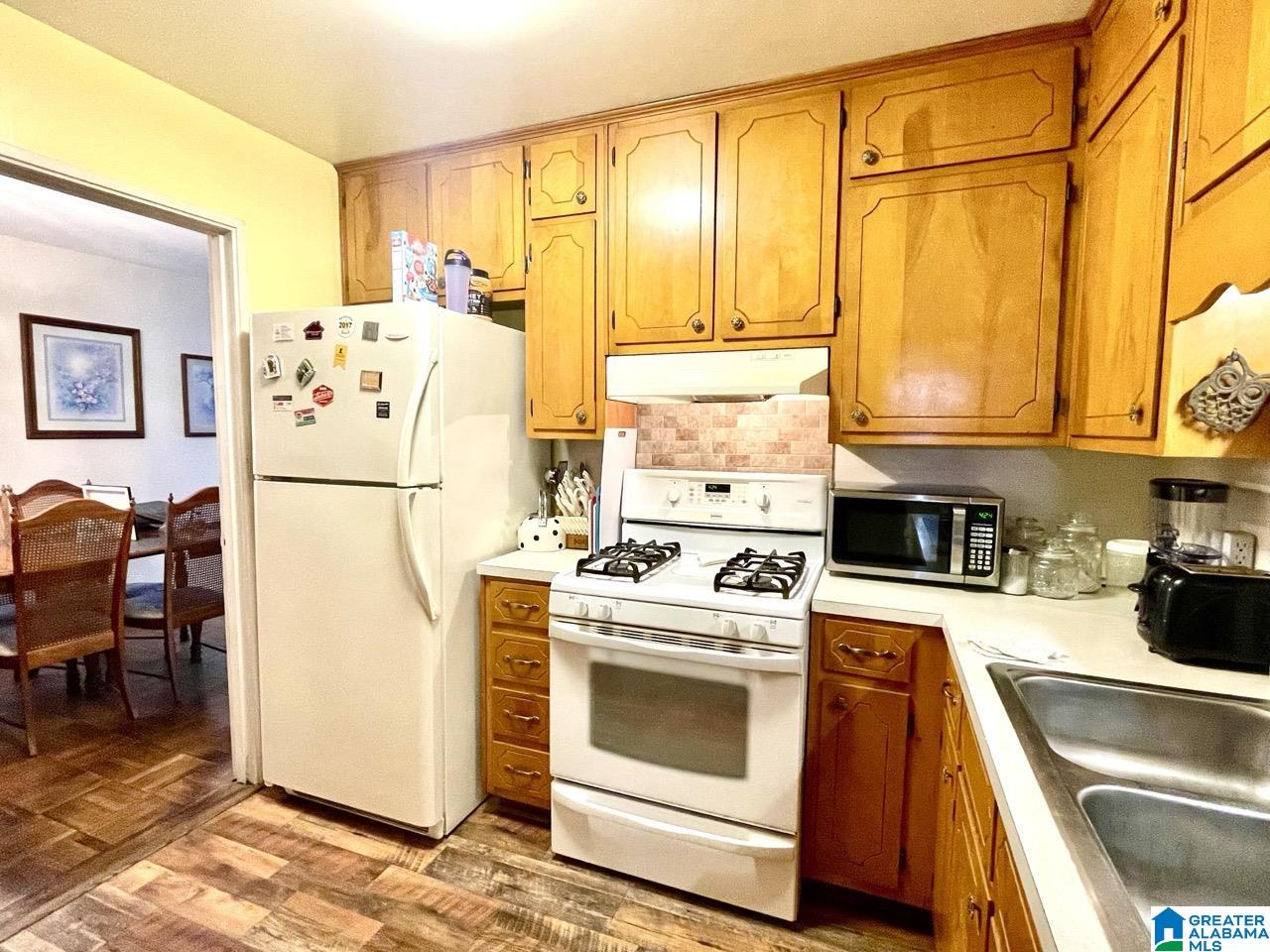 1636 17th Place Southwest Birmingham, AL 35211 - Photo 11 of 24