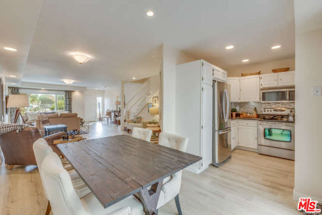 8025 Redlands Street, Unit 15 Playa del Rey, CA 90293 - Photo 29 of 40