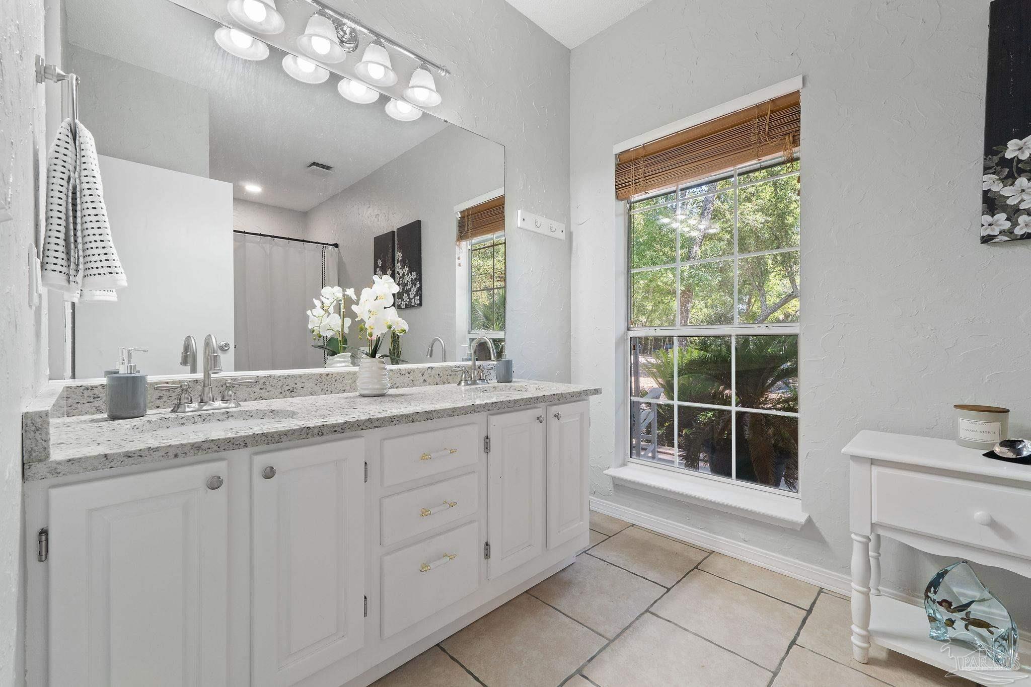 16310 Innerarity Point Road Pensacola, FL 32507 - Photo 21 of 31 Gallery Image 21