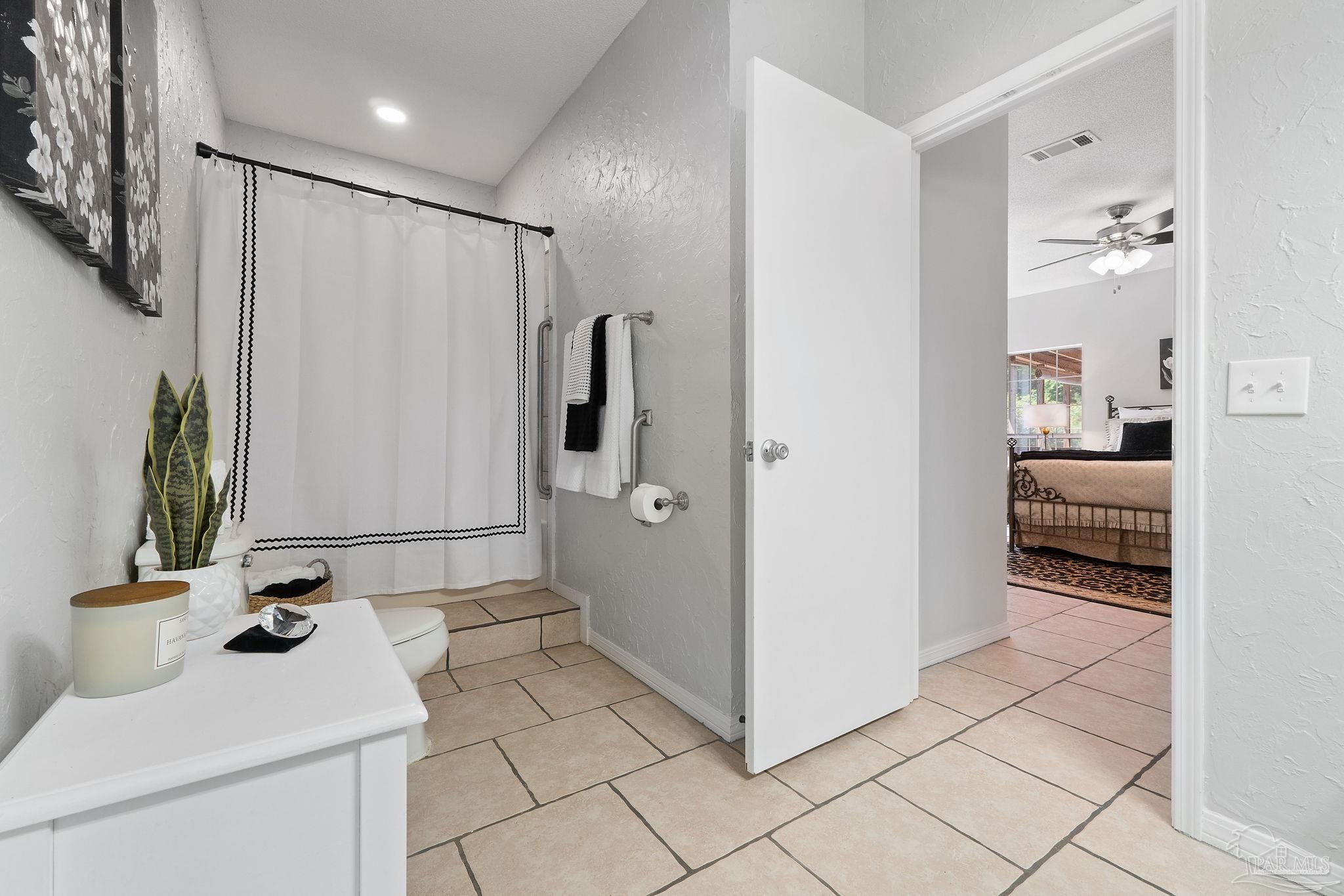 16310 Innerarity Point Road Pensacola, FL 32507 - Photo 22 of 31 Gallery Image 22