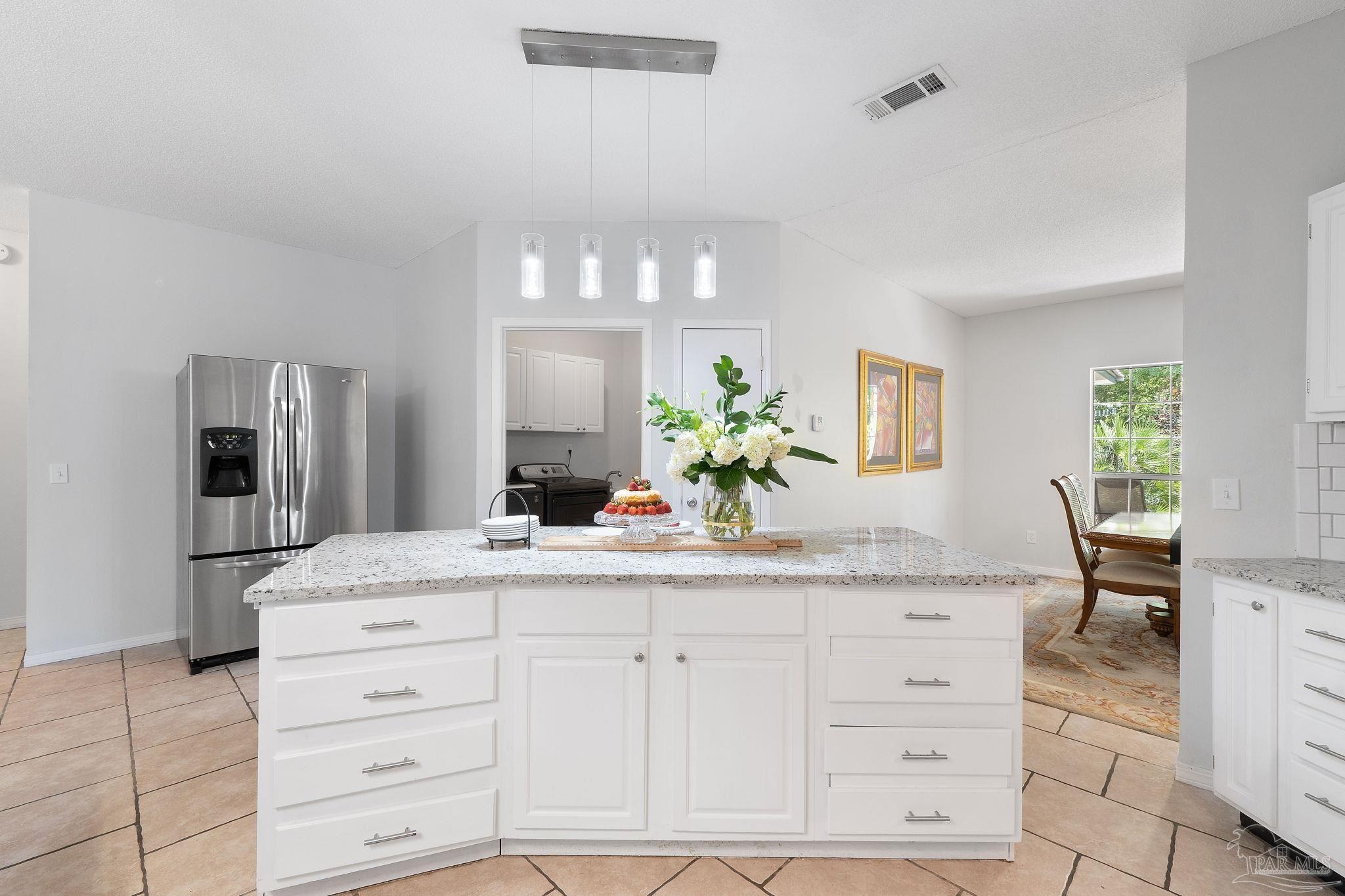 16310 Innerarity Point Road Pensacola, FL 32507 - Photo 8 of 31 Gallery Image 8
