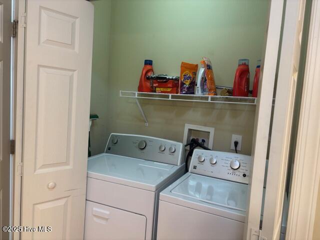 100 Lighthouse Lane, Unit C1 Cedar Point, NC 28584 - Photo 16 of 19 Laundry
