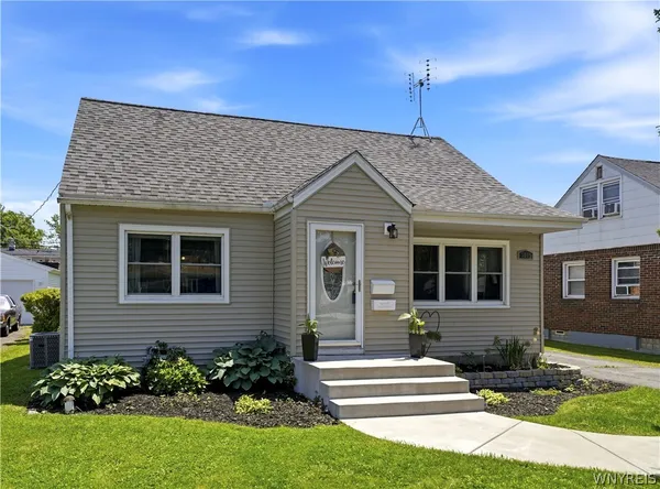 $225,000 | 3009 Kirschner Parkway, Hamburg, NY 14075