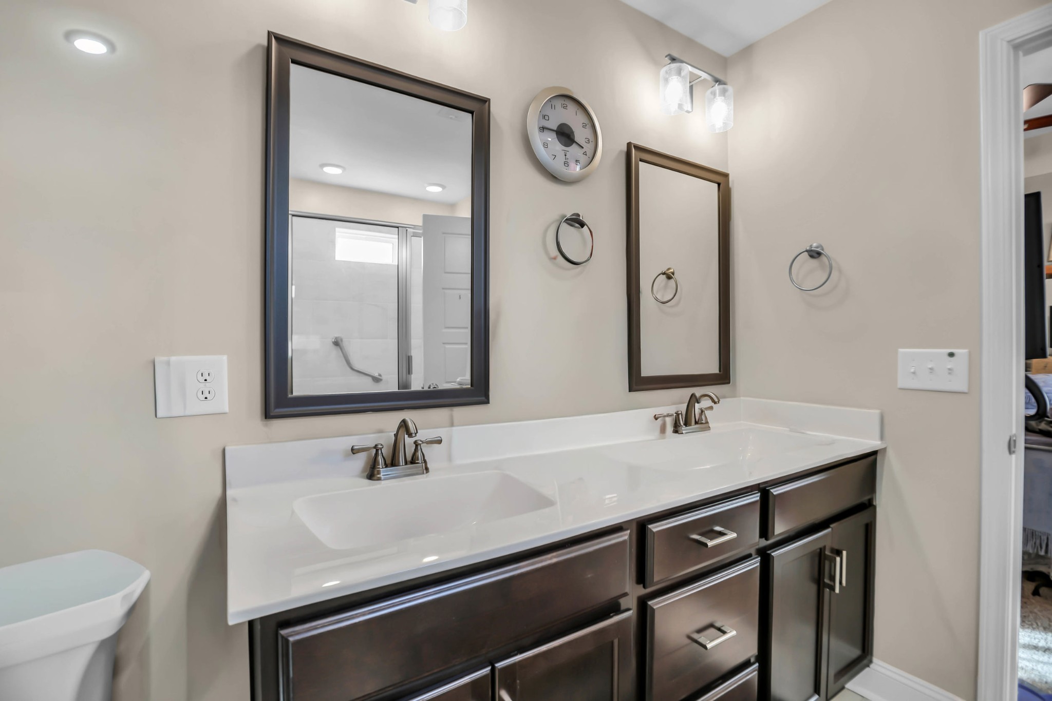 201 Burch Road Clarksville, TN 37042 - Photo 27 of 36