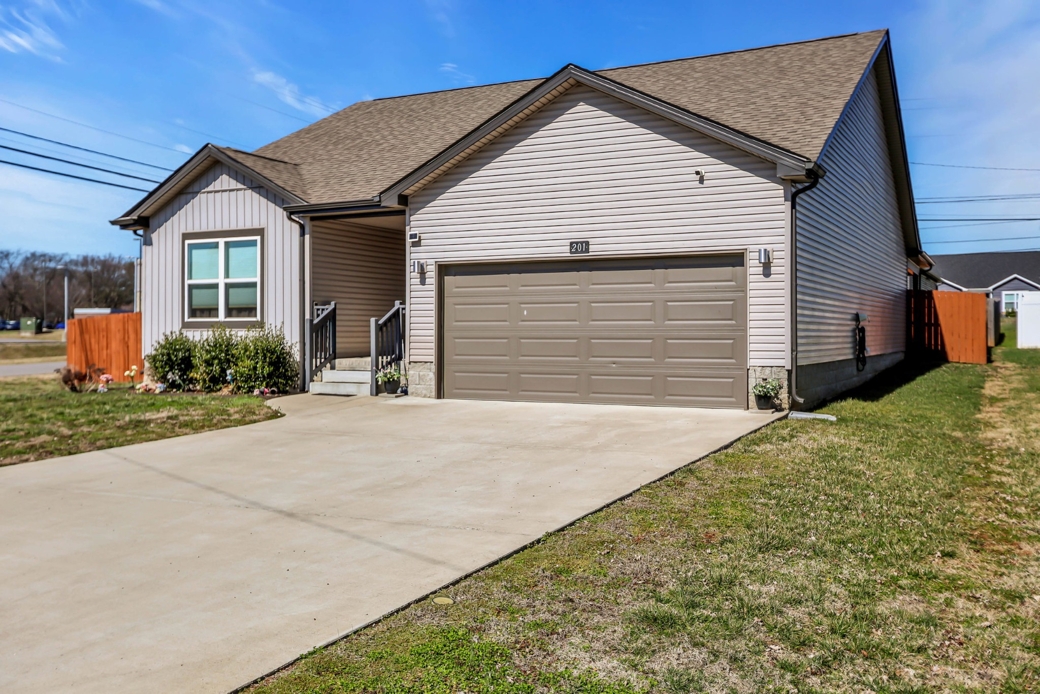 201 Burch Road Clarksville, TN 37042 - Photo 6 of 36