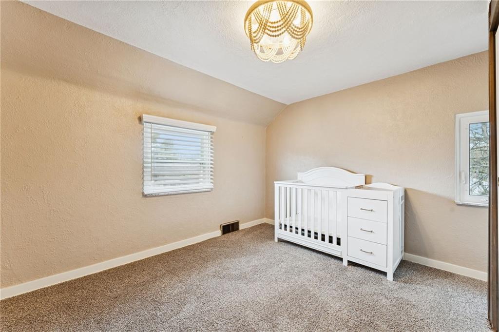 1200 Summerset Drive McKeesport, PA 15135 - Photo 18 of 27