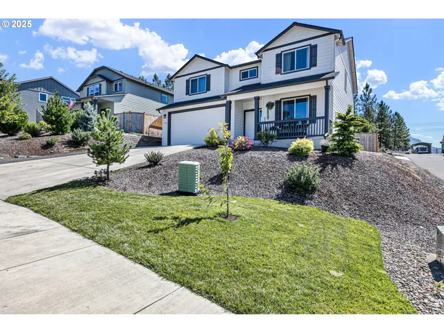 $519,950 | 228 Rockcrest Drive, Lowell, OR 97452
