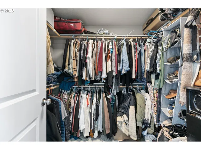 $519,950 | 228 Rockcrest Drive, Lowell, OR 97452