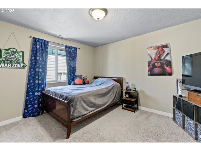 $519,950 | 228 Rockcrest Drive, Lowell, OR 97452