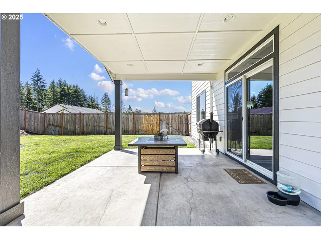 $519,950 | 228 Rockcrest Drive, Lowell, OR 97452