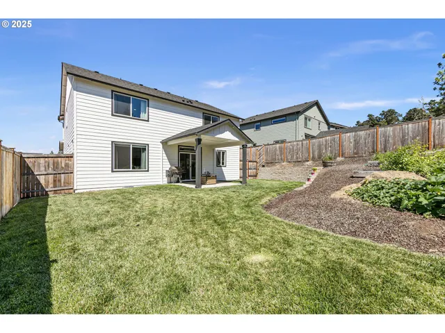 $519,950 | 228 Rockcrest Drive, Lowell, OR 97452