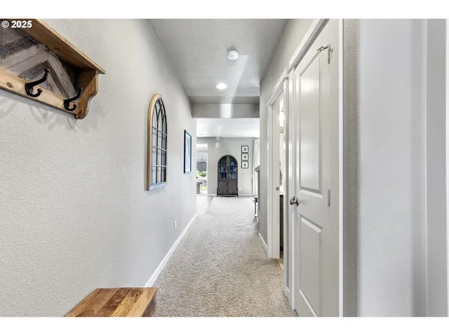 $519,950 | 228 Rockcrest Drive, Lowell, OR 97452