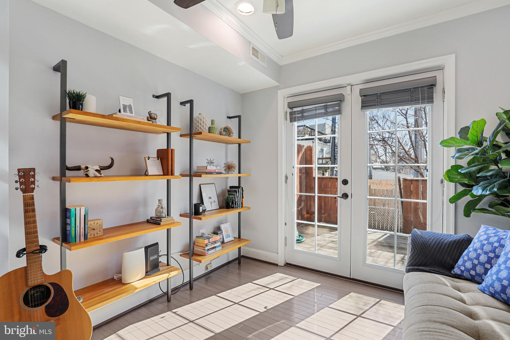 2933 Fait Avenue Baltimore, MD 21224 - Photo 16 of 36