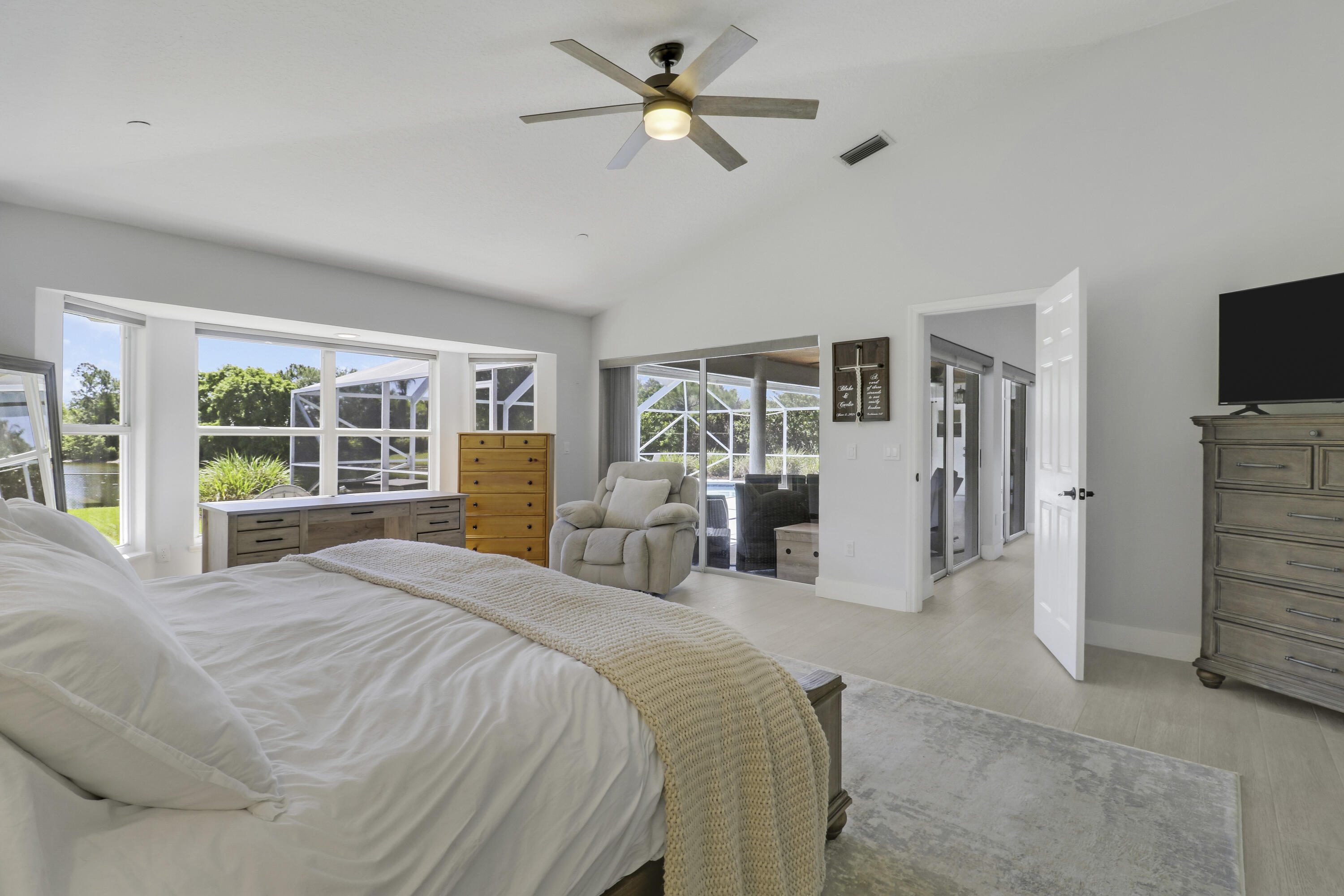 550 Southeast Ashley Oaks Way Stuart, FL 34997 - Photo 28 of 62 Primary Bedroom