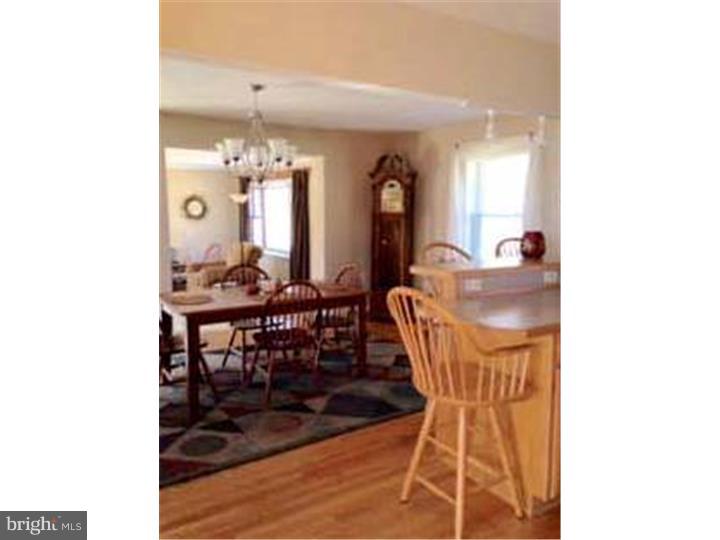 560 North Manor Road Elverson, PA 19520 - Photo 4 of 9 Dining Room