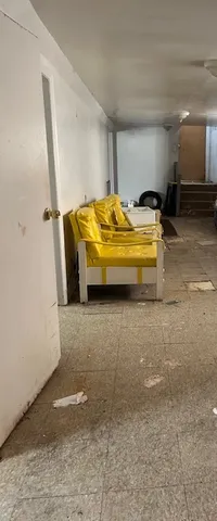 a bathroom with a tub