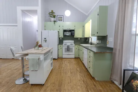 $284,000 | 30 Creekside Waterview Place, Freeport, FL 32439