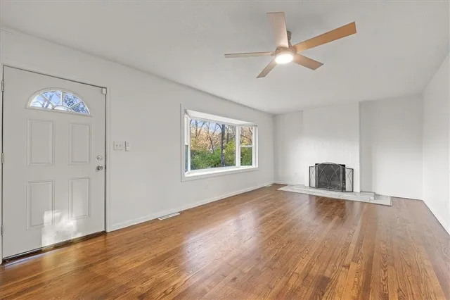 $249,000 | 7612 Sycamore Avenue, Kansas City, MO 64138