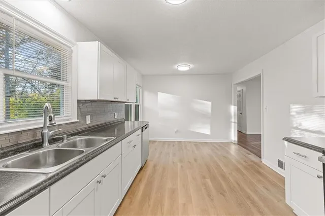 $249,000 | 7612 Sycamore Avenue, Kansas City, MO 64138