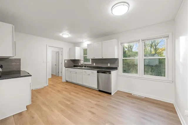 $249,000 | 7612 Sycamore Avenue, Kansas City, MO 64138