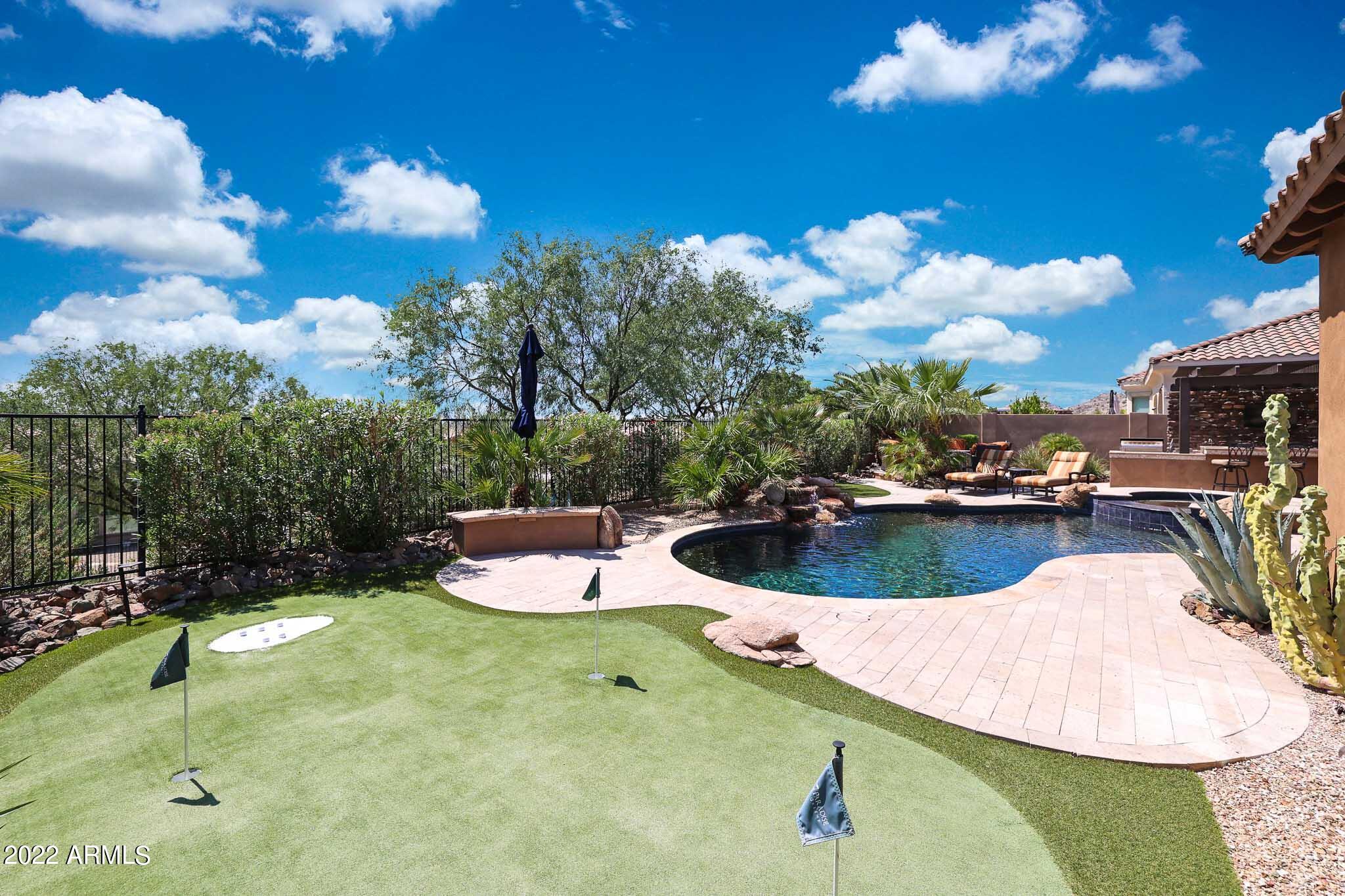 18333 West Desert Trumpet Road Goodyear, AZ 85338 - Photo 67 of 124 Putting Green