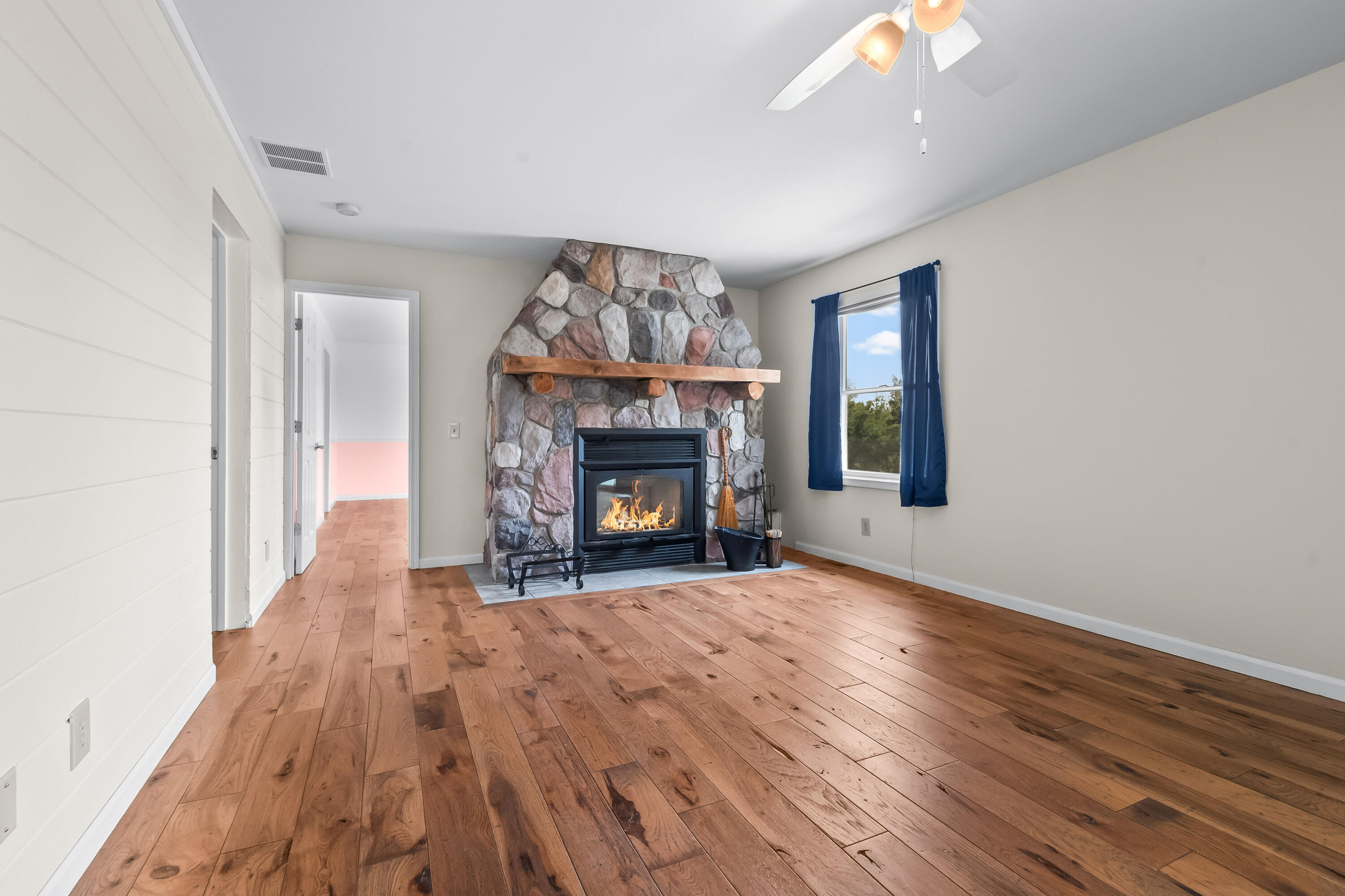 8651 Moreland Road Jerome, MI 49249 - Photo 9 of 56 44
