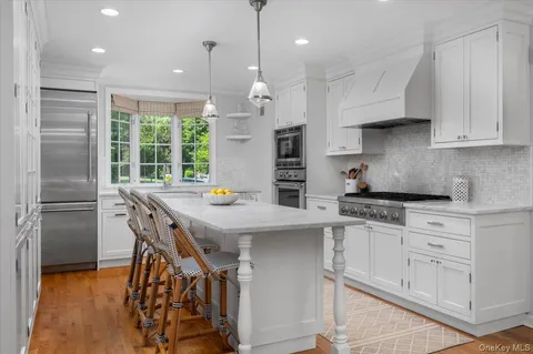 $3,195,000 | 1 Elm Avenue, Larchmont, NY 10538