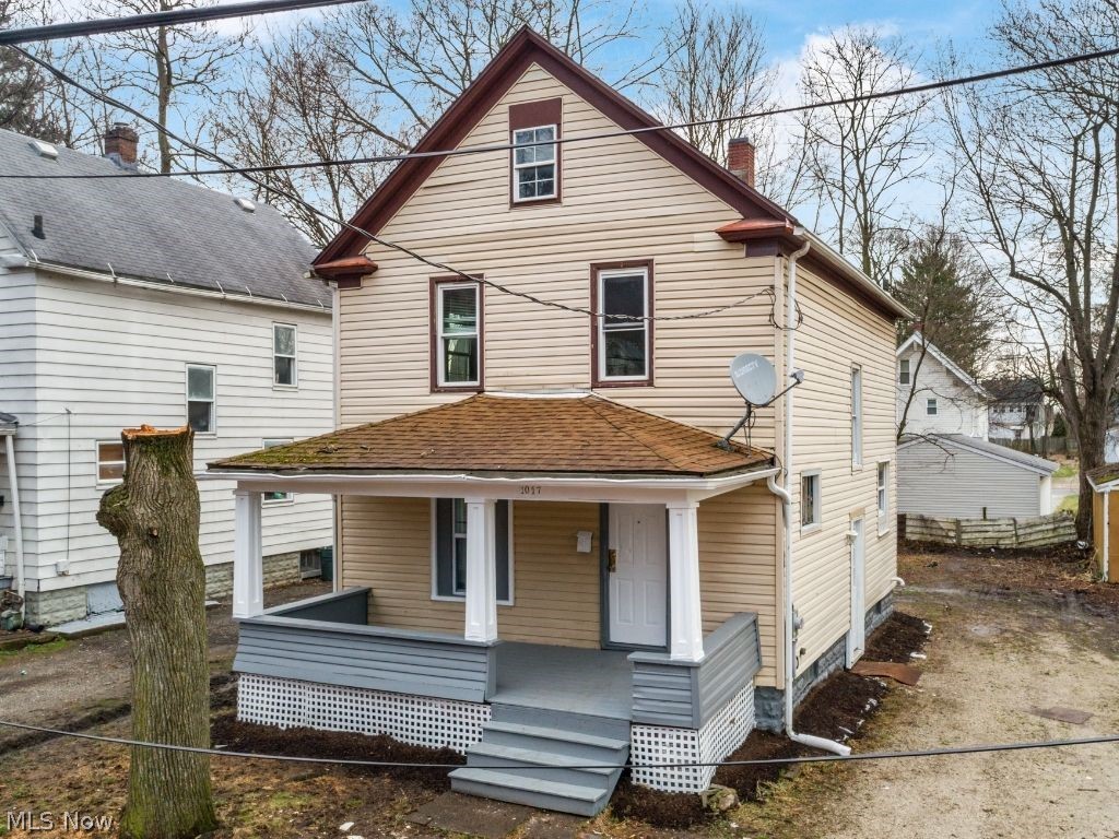 1017 La Croix Avenue Akron, OH 44307 - Photo 1 of 18