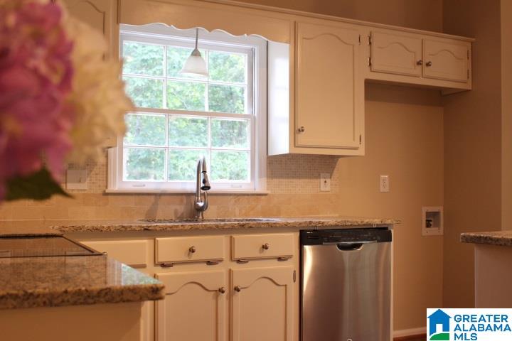 1121 Sequoia Trail Alabaster, AL 35007 - Photo 8 of 29