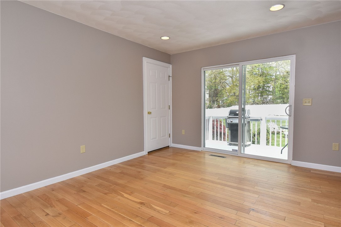 39 Hornbeam Road Coventry, RI 02816 - Photo 18 of 37