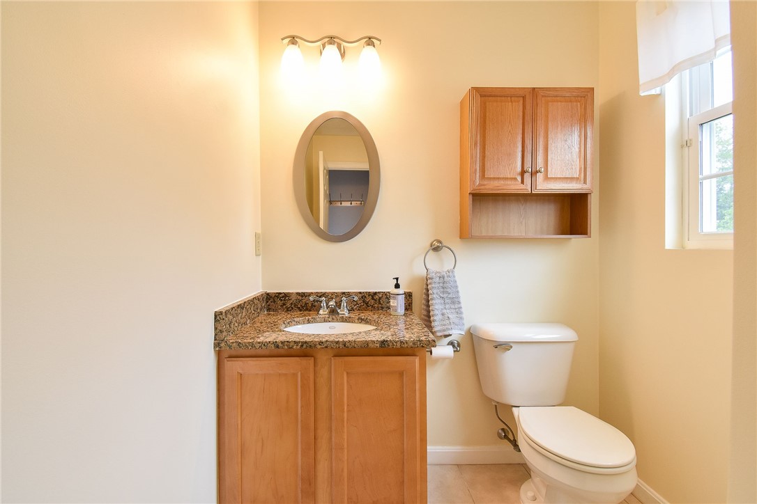 39 Hornbeam Road Coventry, RI 02816 - Photo 28 of 37