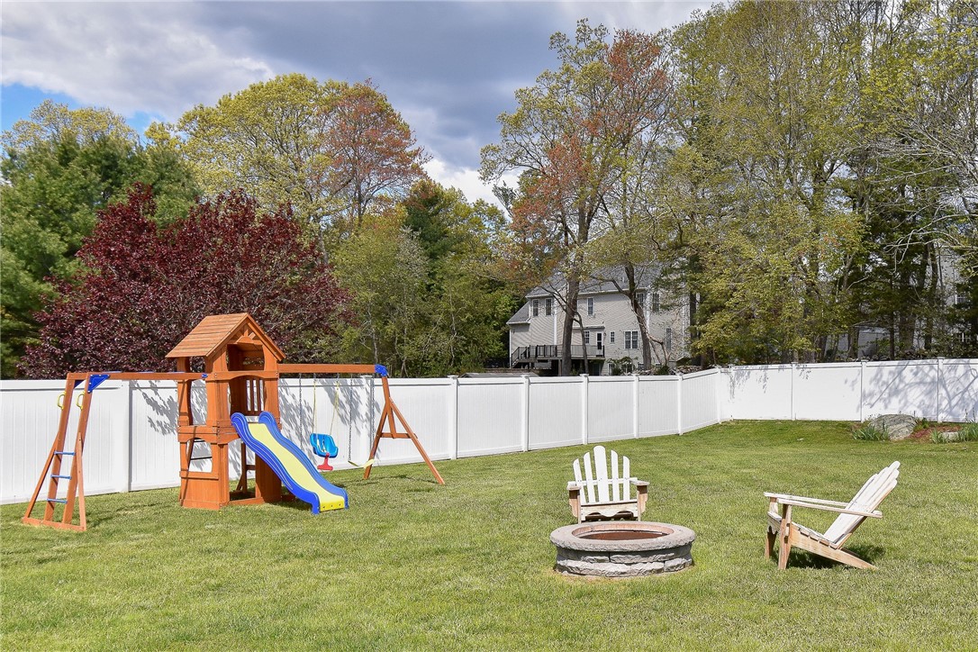 39 Hornbeam Road Coventry, RI 02816 - Photo 34 of 37