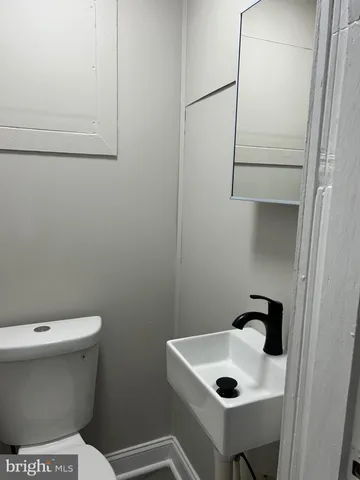 $2,500 | 311 North Calhoun Street, Baltimore, MD 21223