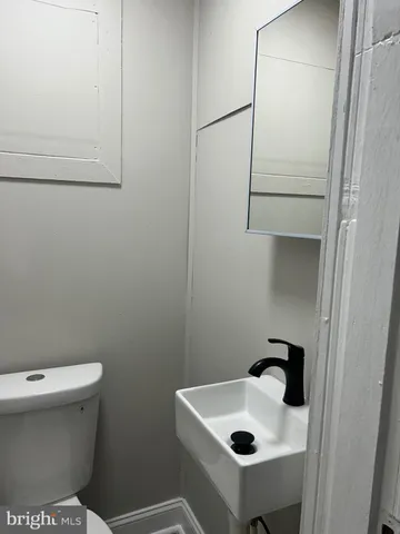 $2,500 | 311 North Calhoun Street, Baltimore, MD 21223