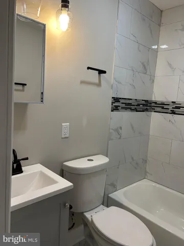 $2,300 | 311 North Calhoun Street, Baltimore, MD 21223