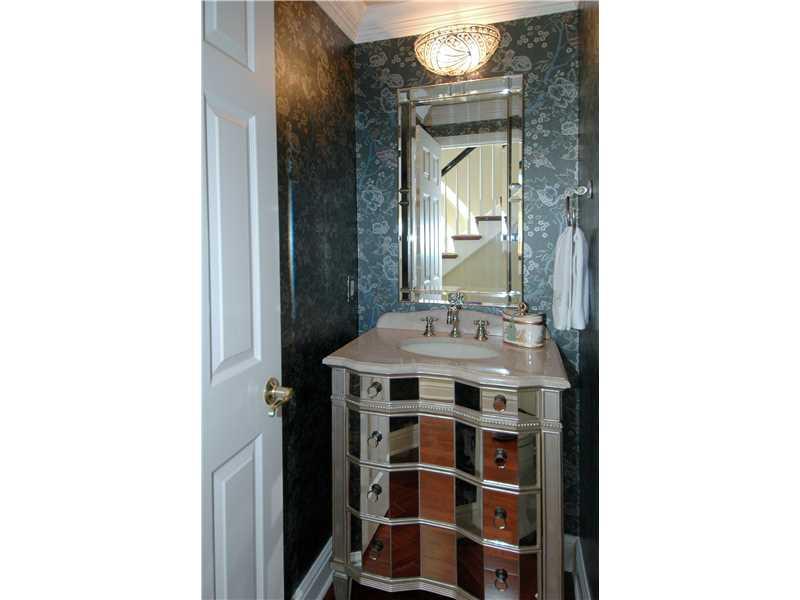 196 Pinkerton Road Wexford, PA 15090 - Photo 11 of 25 Partial Bath.