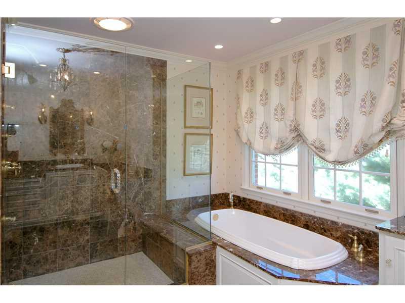 196 Pinkerton Road Wexford, PA 15090 - Photo 16 of 25 Master Bath/Spa.