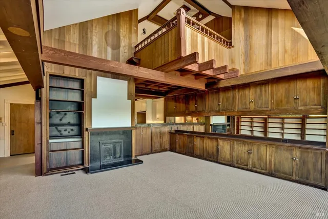 a view of a storage & utility room