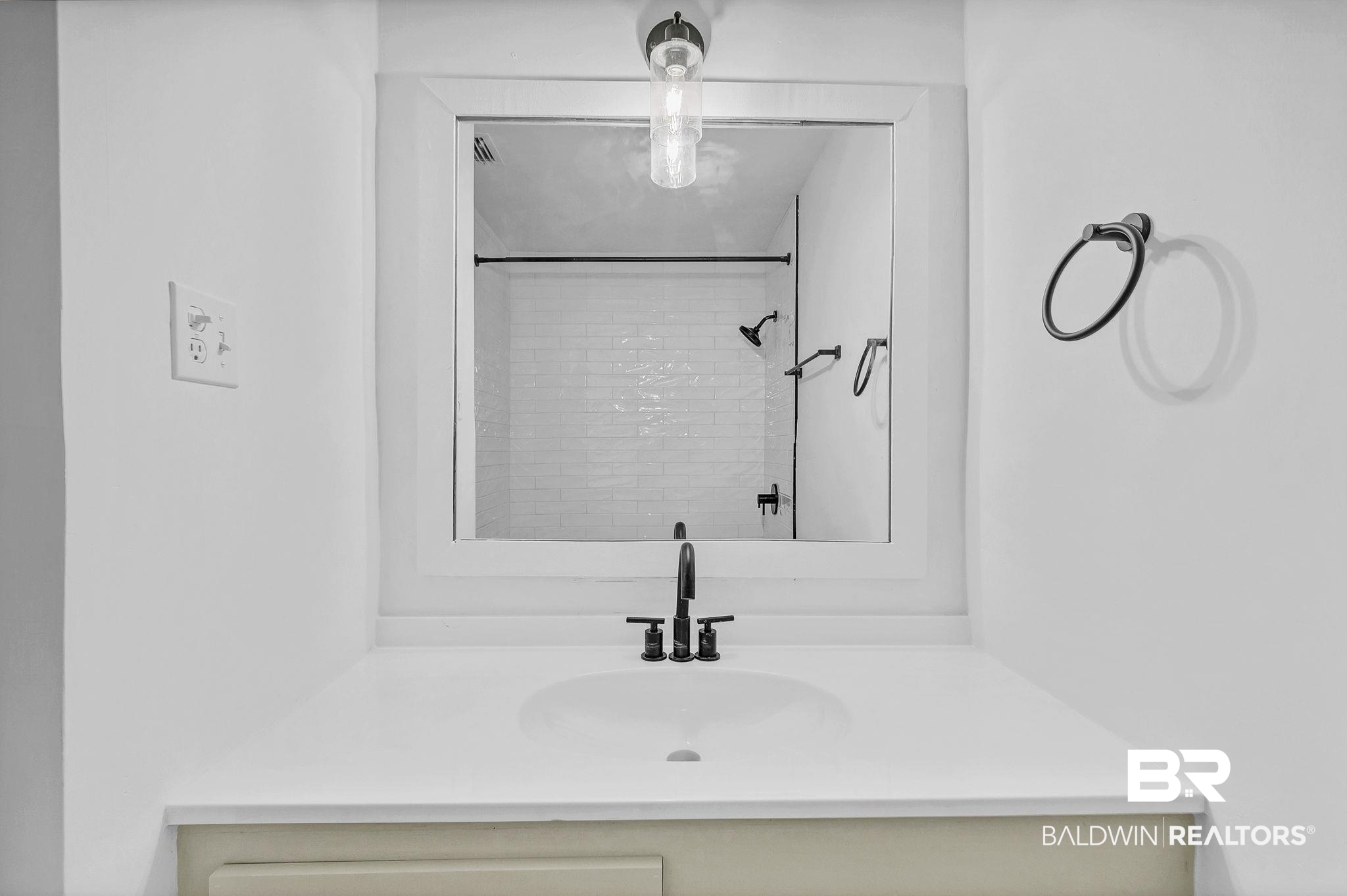 203 Anderson Road Saraland, AL 36571 - Photo 32 of 48 Bathroom with vanity
